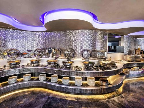 Jídlo v hotelu nebo okolí