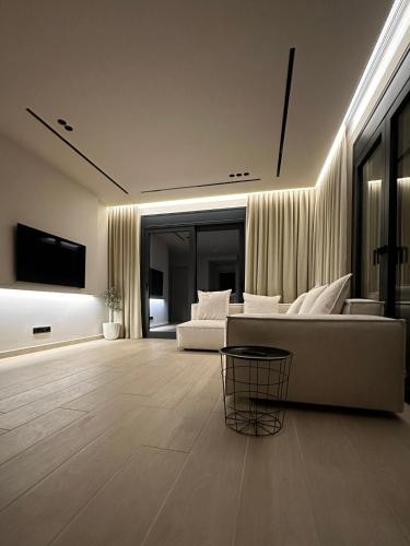 5 senses terrace