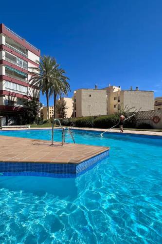 Cozy Modern Apartment with Pool in Nerja