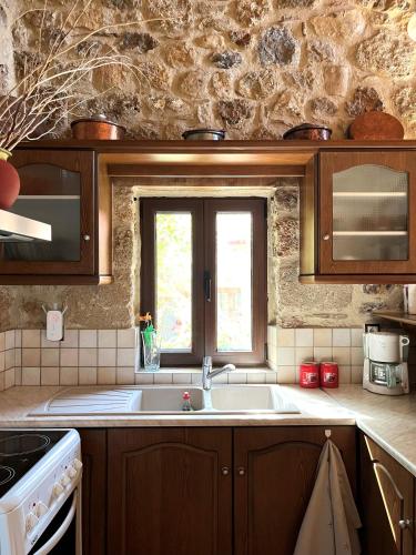 Kuchyň nebo kuchyňský kout v ubytování Fos Guesthouse