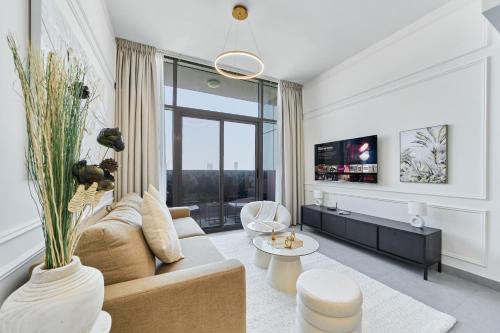Modern 2BR in Ikarus Tower, Dubai Production City