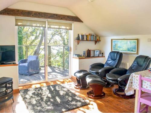 Posezení v ubytování 1 Bed in Kilcrohane oc-ii14517