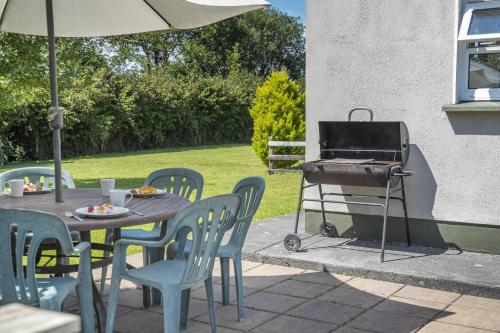 Barbacoa disponible para clientes en la casa o chalet