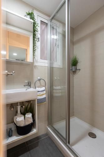 Lets Holidays Centric Apartment in Barcelona