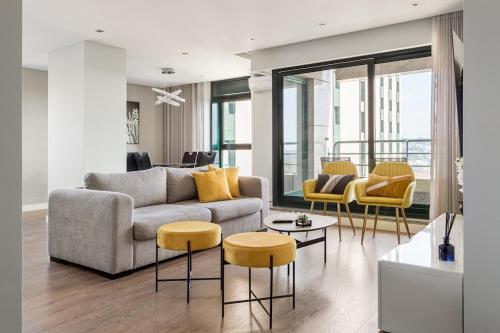 Porto Central Luxury and 2 Parking Spaces