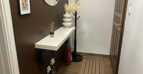 The Exarcheia Nook Chic Renovated 2BR Apartment