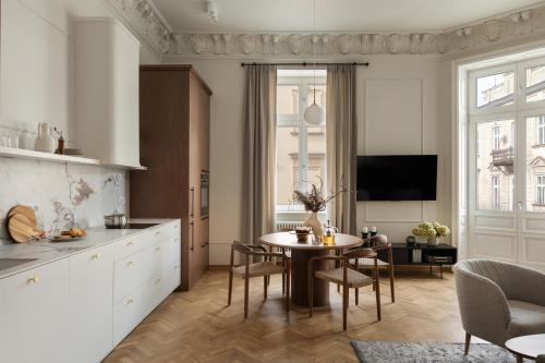 Noble Apartment