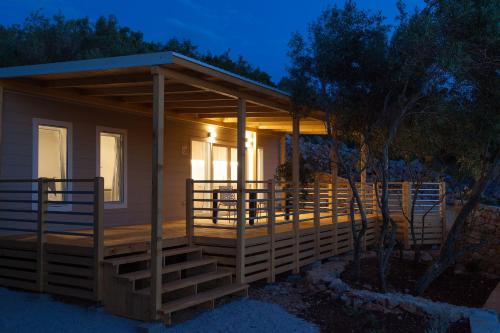 Gallery image of Mobile Homes and Apartments St,Denis in Punat