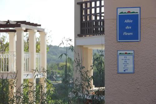 Cap Esterel VILLAGE duplex vue mer et Golf