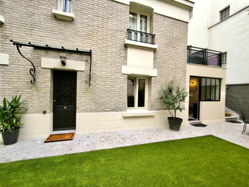 Montmartre en rez-de-jardin