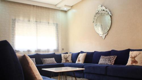 Гостиная зона в Beautiful 3 bedrooms apartment