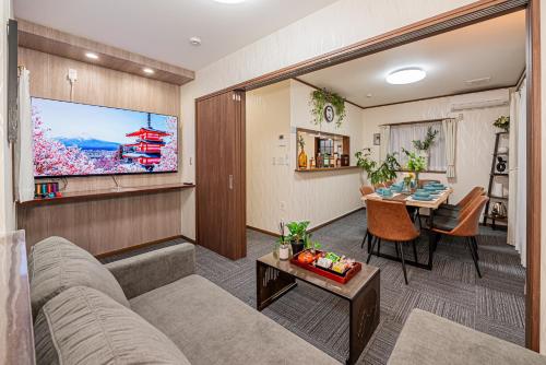 Koiwa Station Entire Villa Two Generation House with 1BR Cozy Apartment and 4BR Spacious Home Easy JR Access to Asakusa Skytree Shinjuku Shibuya Ueno and Narita Haneda Airport