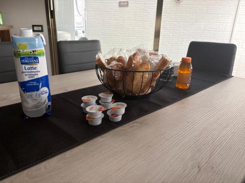 Φαγητό σε αυτό το διαμέρισμα ή κάπου εκεί κοντά