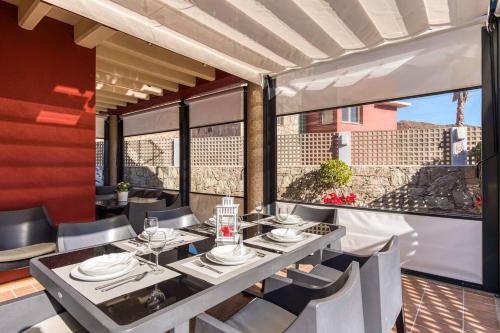 Balkoni atau teres di Edmond Vibes Villa Canarias