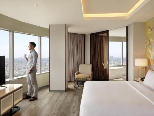 Μια τηλεόραση ή/και κέντρο ψυχαγωγίας στο Mercure Jakarta Gatot Subroto
