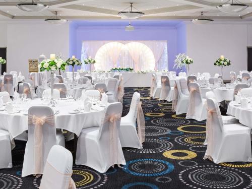 Εστιατόριο ή άλλο μέρος για φαγητό στο Mercure Telford Centre Hotel
