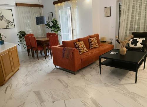 Athenas Residence 3-Bedroom Apartment in Alimos