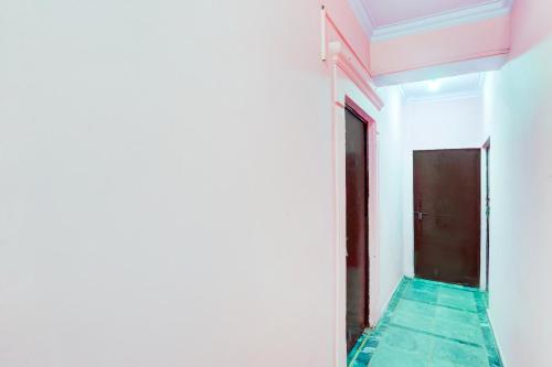 Fotografie z fotogalerie ubytování Hotel O KS v destinaci Bhiwadi