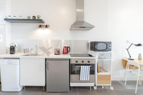 Peaceful & well-located duplex Parc Blandan Rhône & Wifi