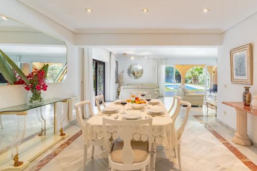 Exclusive villa El Messidor Puerto Banus Marbella