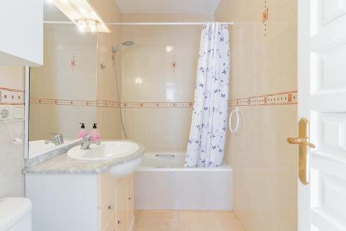 Beautiful Villa La Caracola heated pool Puerto Banus Marbella