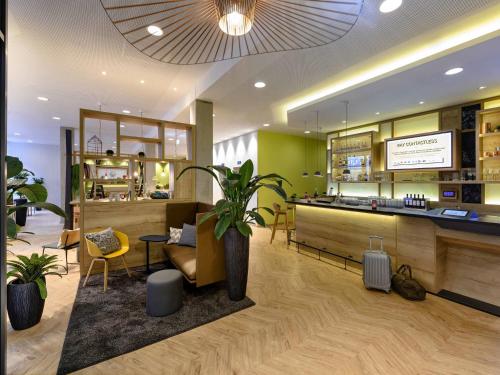 Lounge nebo bar v ubytování Ibis Styles Aschaffenburg