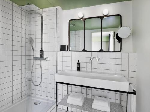 Bilik mandi di ibis Styles Amiens Centre