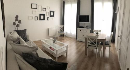 Cour Condorcet 6 Personnes PARIS