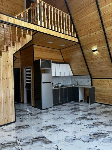 Virtuvė arba virtuvėlė apgyvendinimo įstaigoje A-Frame Armudlu