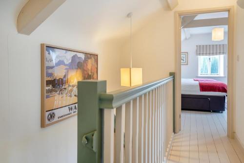 Ένα ή περισσότερα κρεβάτια σε δωμάτιο στο 2 Bed in The Hendre oc-h33314