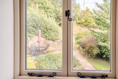 Κήπος έξω από το 2 Bed in The Hendre oc-h33314