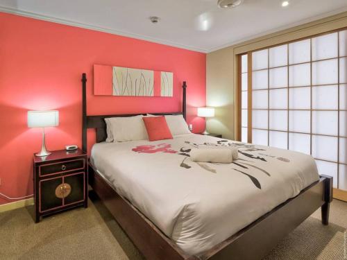 Postel nebo postele na pokoji v ubytování Coastal Escape - 2BR plus Pool and Spa