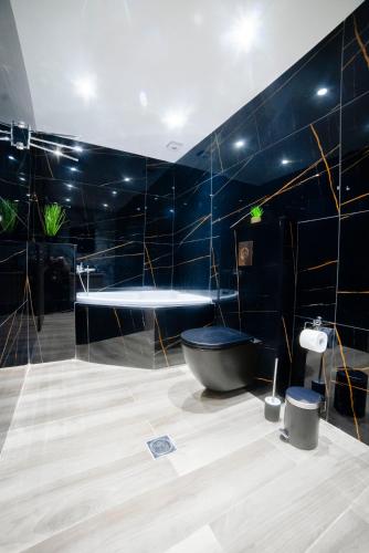 Coloris Aureus room