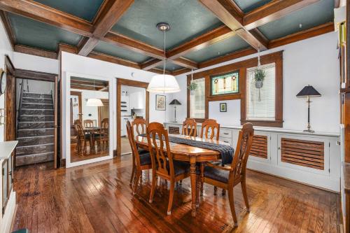 Fotografie z fotogalerie ubytování Family Friendly Home - Fenced yard - Parking v destinaci Fort Wayne