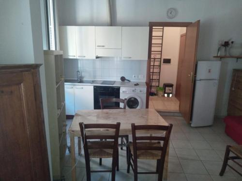 Kuchyň nebo kuchyňský kout v ubytování Sapore di mare