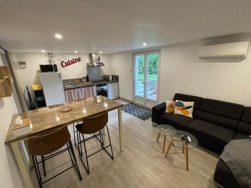 Η κουζίνα ή μικρή κουζίνα στο Appartement T2