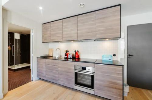Beautiful 1 Bedroom Apartment near Eiffel Tower