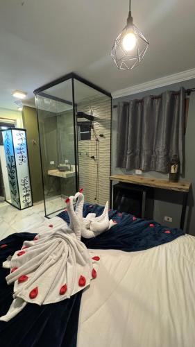 Una cama o camas en una habitación de Tico Pousada
