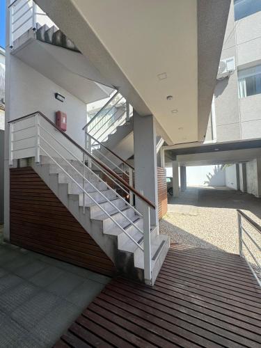 a staircase in the side of a building at Departamentos Apart PM in Necochea