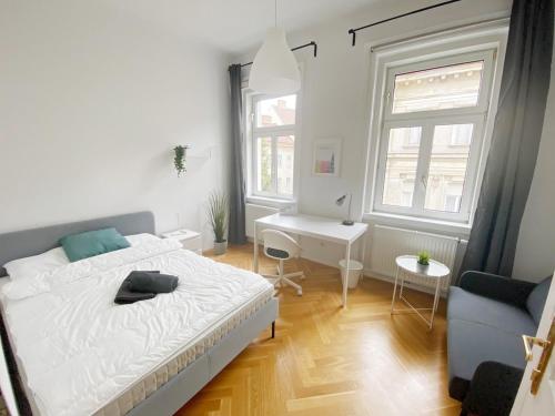 Modern, Bright, Spacious 3-Room-Apartment in a Nice Area of Vienna