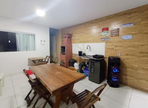 Η κουζίνα ή μικρή κουζίνα στο Casa de Praia Frances