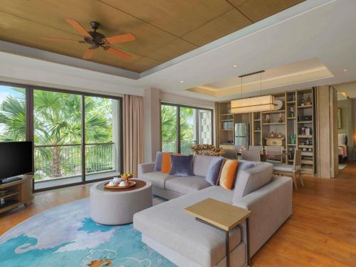Posezení v ubytování Mövenpick Resort & Spa Jimbaran Bali