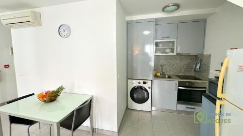 Foto Loft acolhedor com mezanine no centro de Angra 4
