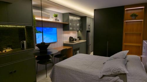 Cucina o angolo cottura di Dani Studio Moema Grand Vitrali