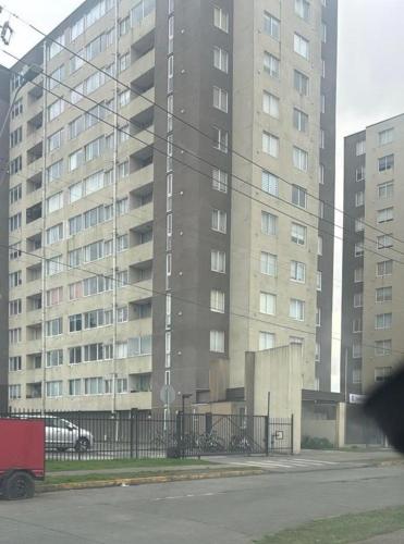 El edificio en el que está el departamento