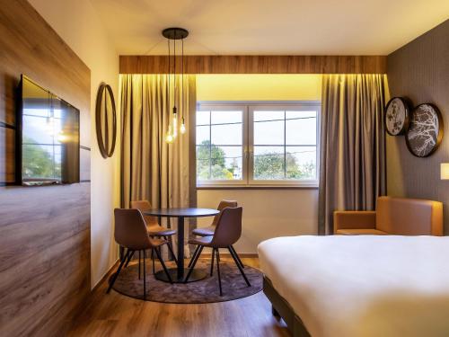 Mercure Han-sur-Lesseにあるベッド