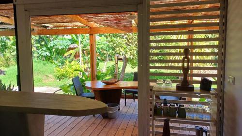 Φωτογραφία από το άλμπουμ του Blue lagoon - private access to blue lagoon σε Punaauia