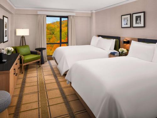 Cama o camas de una habitación en Fairmont Tremblant