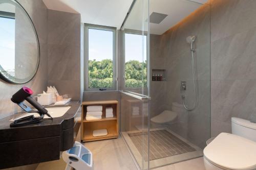 Un baño de Sanya Junji Seaview Hotel