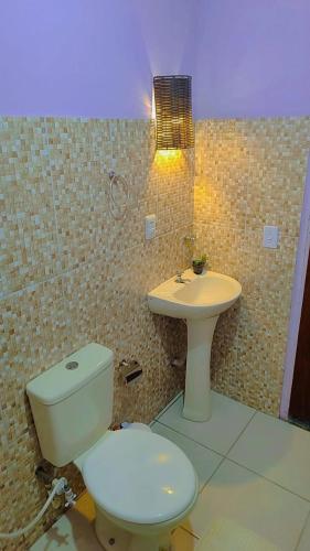 Bilik mandi di Loft aconchego Rústico